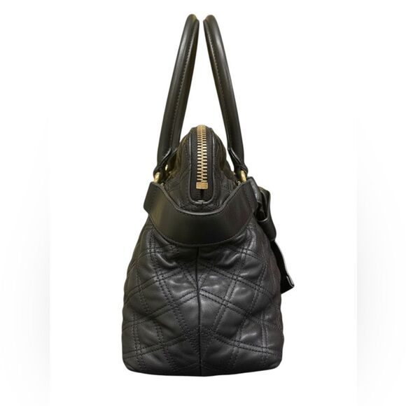 Marc Jacobs Collection Quilted Black Leather Belted Bruna Handbag Auth - Picture 9 of 16